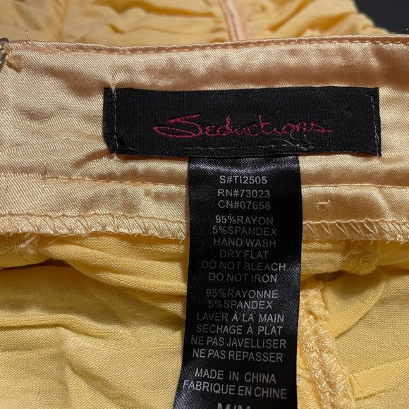 Yellow Choker Top, Date Night - Picture 4 of 15